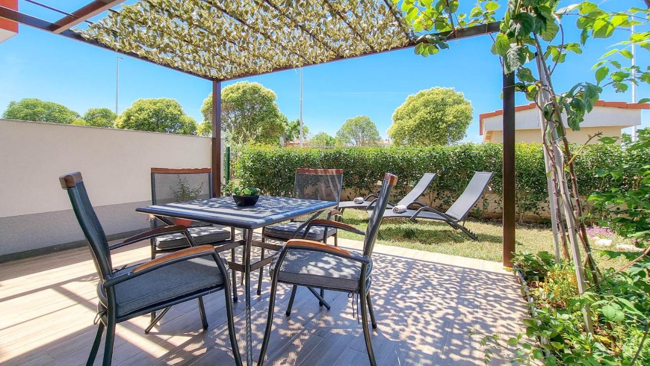 Antonio Lägenhet Umag Exteriör bild